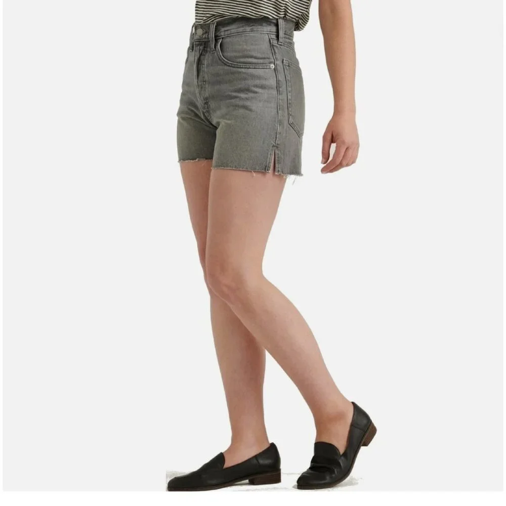 Lucky Brand Women’s Denim Jean Traveler Shorts Sz 0 Gray/Black Distress Frayed - Picture 13 of 14